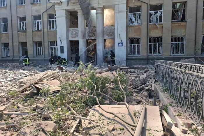 Ломаченко отреагировал на обстрел родного города, но забыл упомянуть Россию