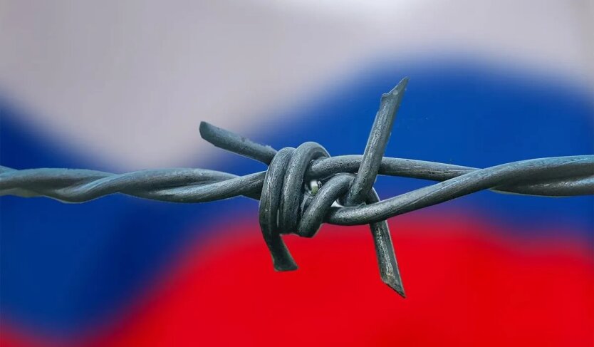 Rückkehr Russlands zu SWIFT: US-Senator stellt der Trump-Administration eine unangenehme Frage