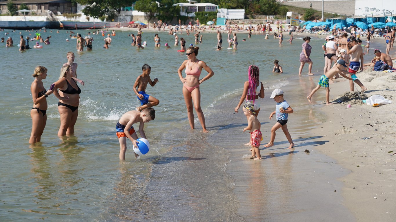 Vacation in Odesa - what is the sea water temperature today